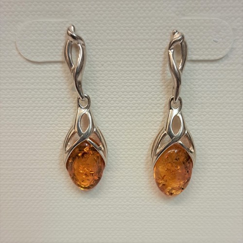 Click to view detail for HWG-2384 Earrings Dangle, Oval Drops, Light Amber $33